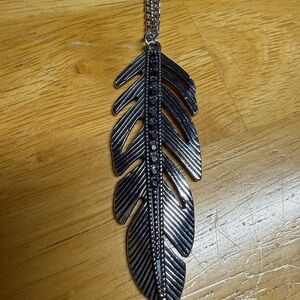 Silver Leaf Pendant Necklace